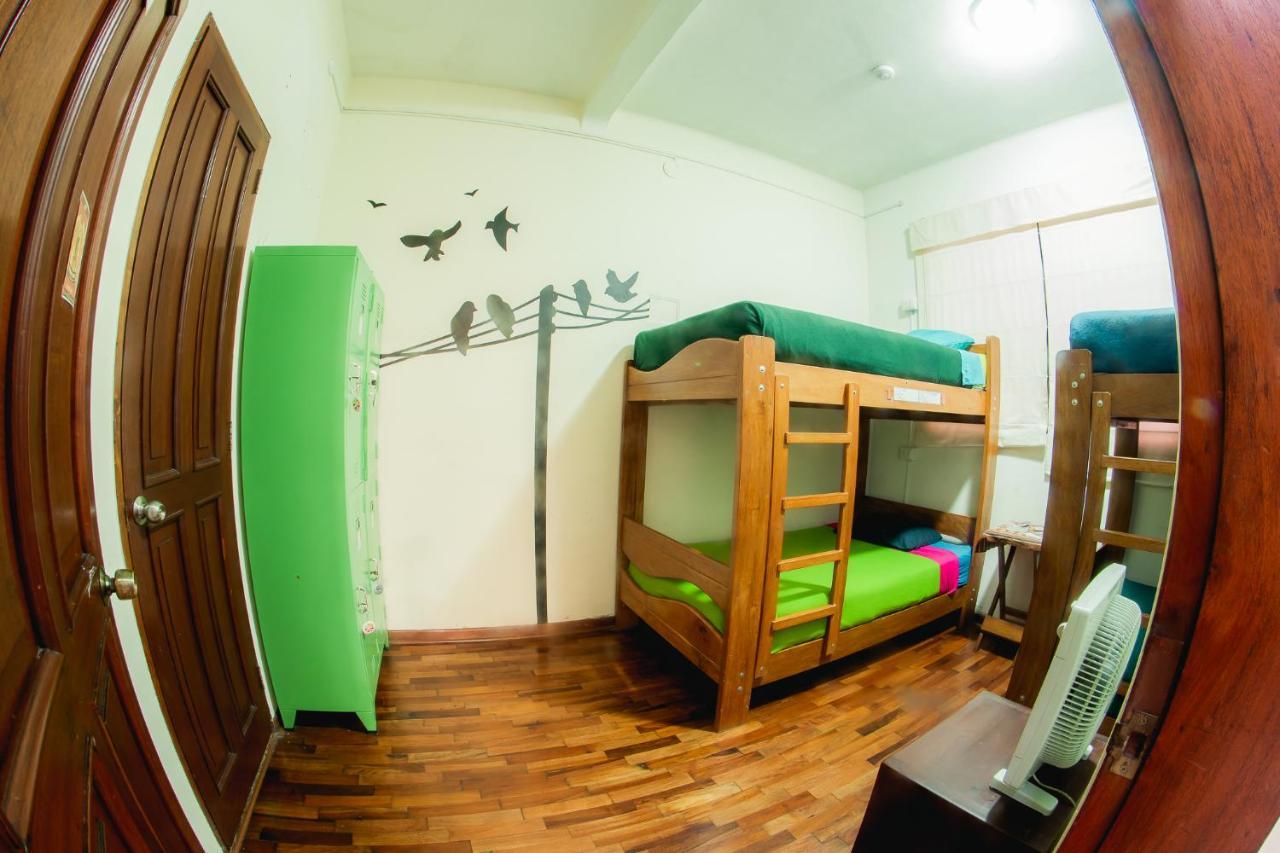 Dragonfly Hostels Miraflores Лима Екстериор снимка