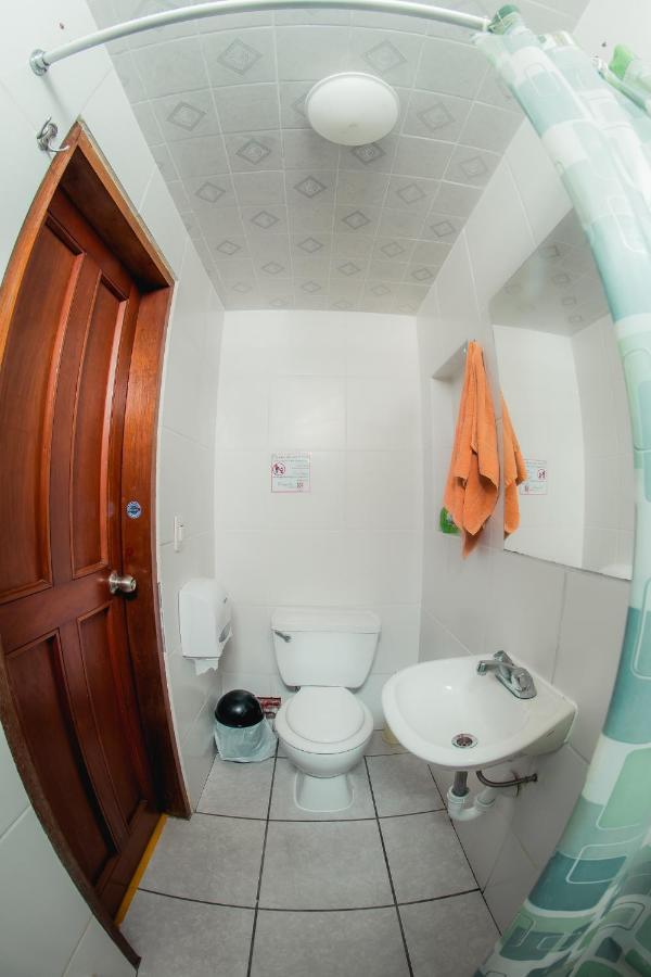 Dragonfly Hostels Miraflores Лима Екстериор снимка