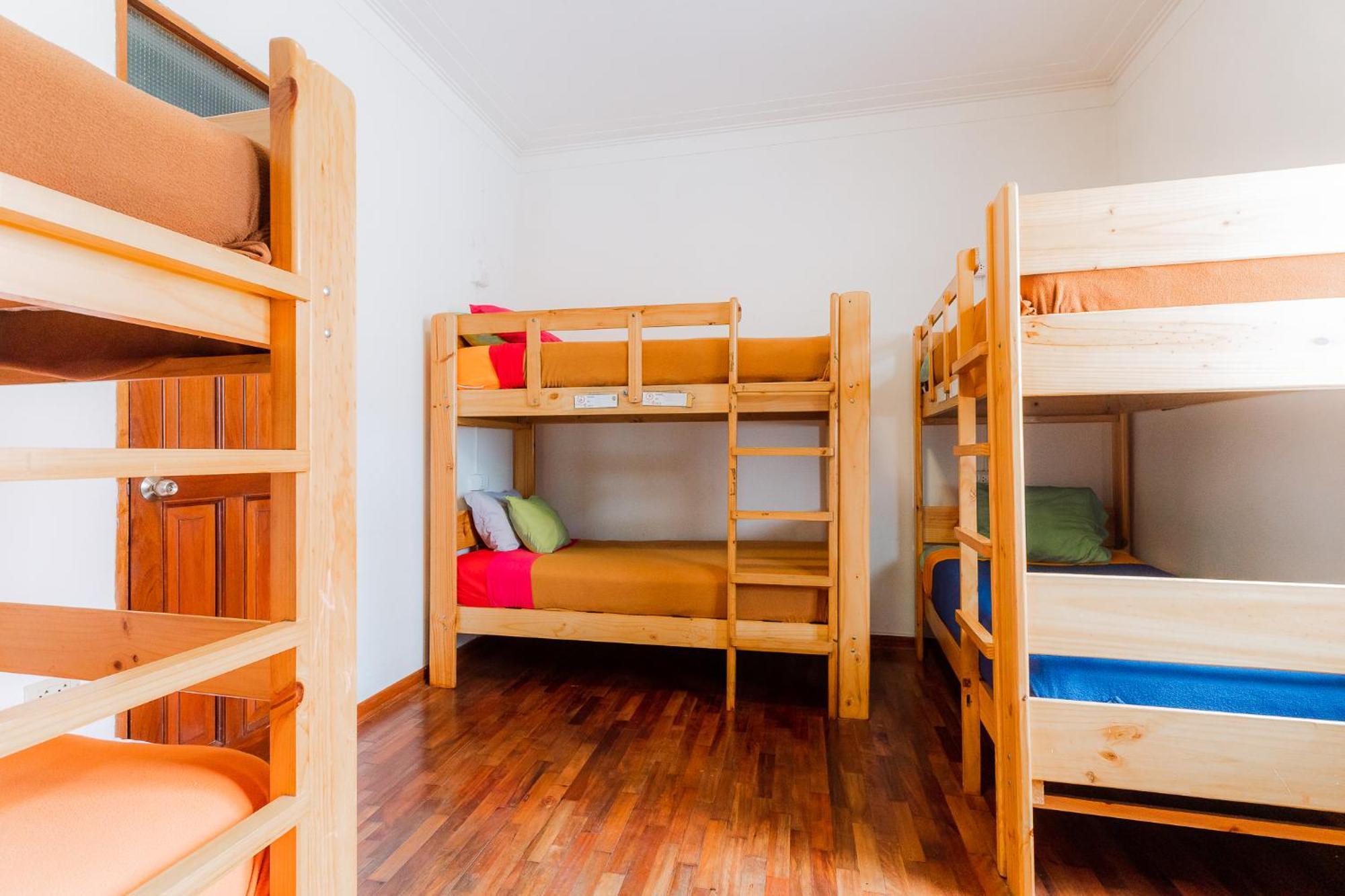 Dragonfly Hostels Miraflores Лима Екстериор снимка