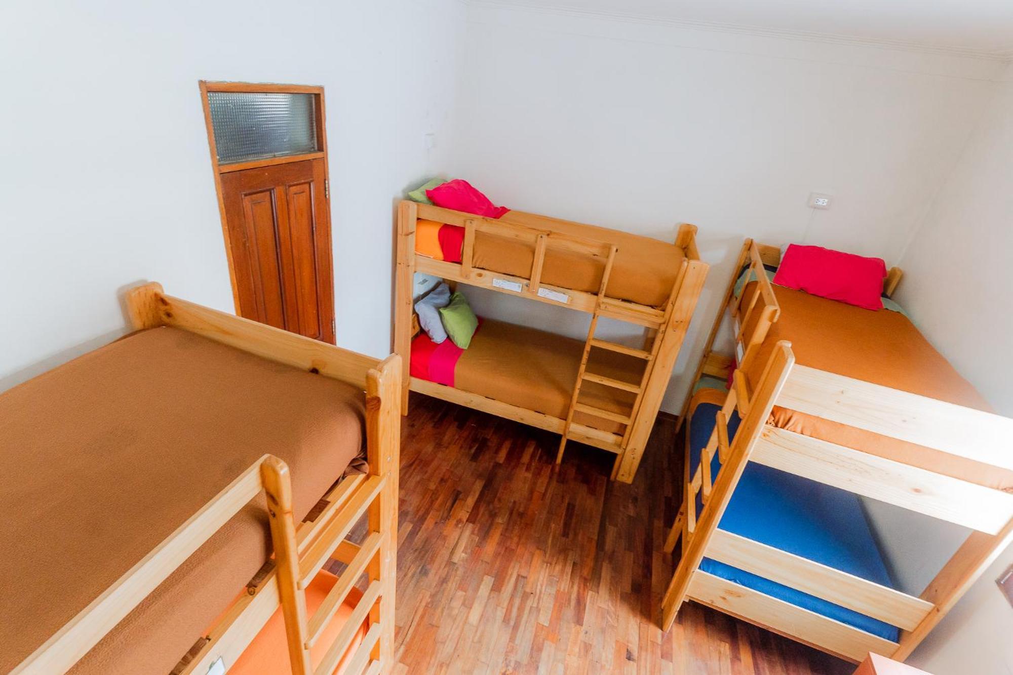 Dragonfly Hostels Miraflores Лима Екстериор снимка